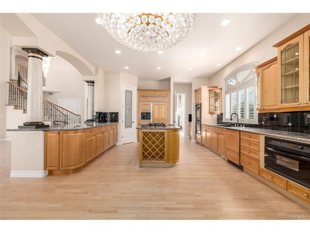 6615 S Quemoy Cir, Aurora, CO 80016