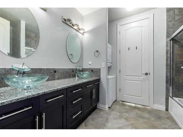 6615 S Quemoy Cir, Aurora, CO 80016