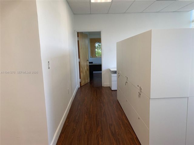 1607 Ponce De Leon Blvd 201, Coral Gables, FL 33134