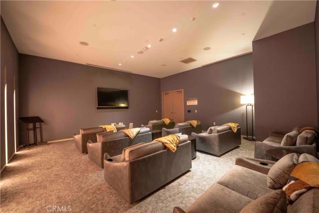 877 Francisco 517, Los Angeles, CA 90017