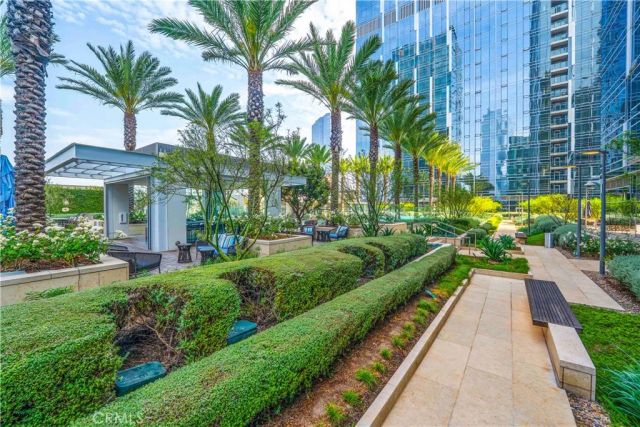 877 Francisco 517, Los Angeles, CA 90017