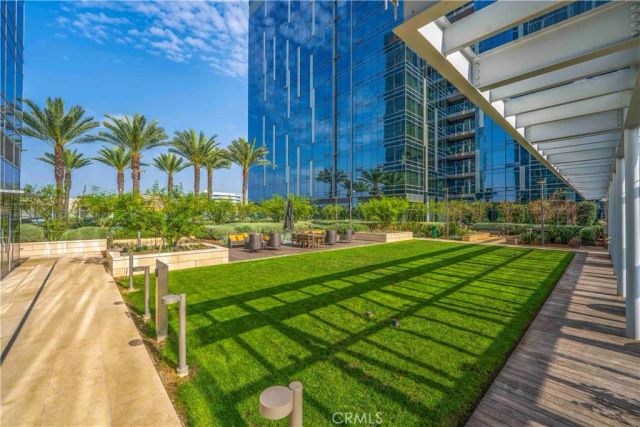 877 Francisco 517, Los Angeles, CA 90017