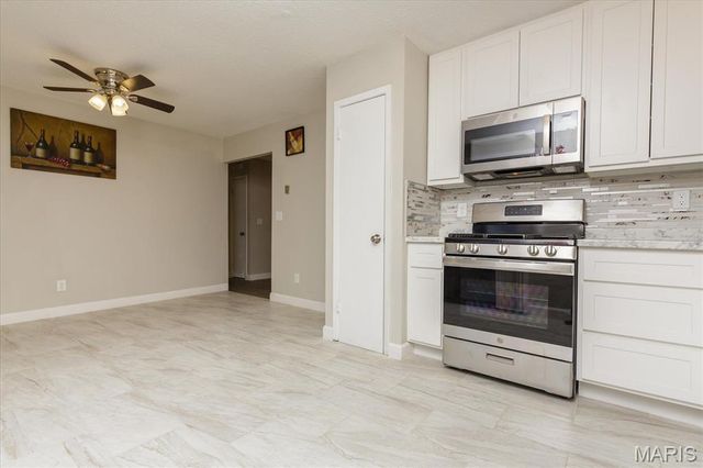 2345 Derhake Road, Florissant, MO 63033