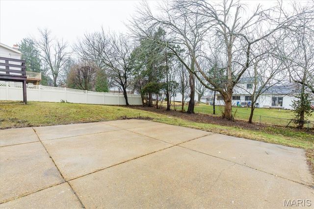 2345 Derhake Road, Florissant, MO 63033