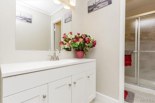 2345 Derhake Road, Florissant, MO 63033