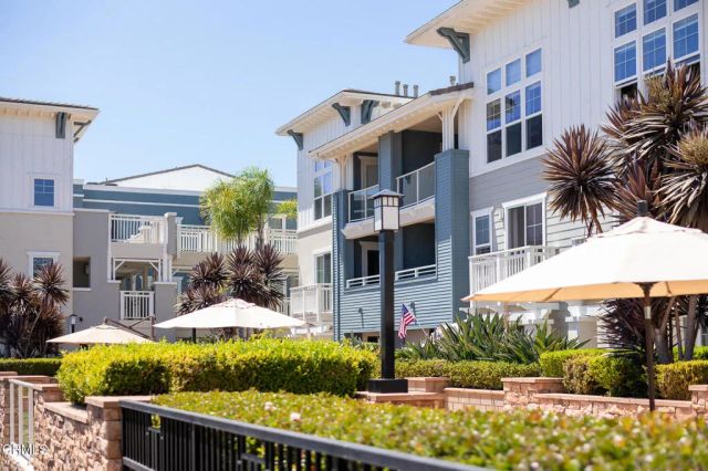 1538 Seabridge Lane, Oxnard, CA 93035
