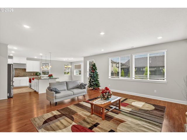 5064 Se 82ND Ave, Hillsboro, OR 97123