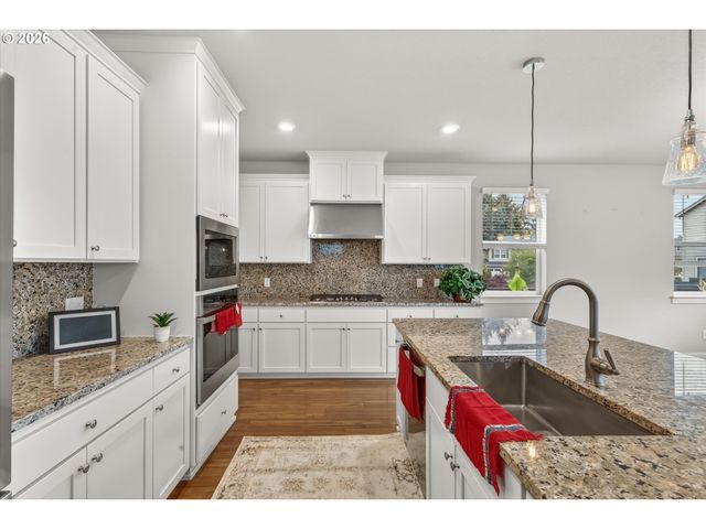 5064 Se 82ND Ave, Hillsboro, OR 97123