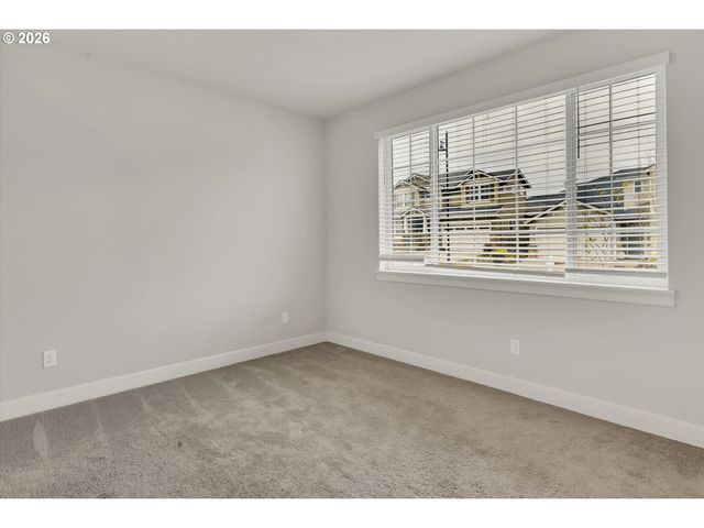 5064 Se 82ND Ave, Hillsboro, OR 97123