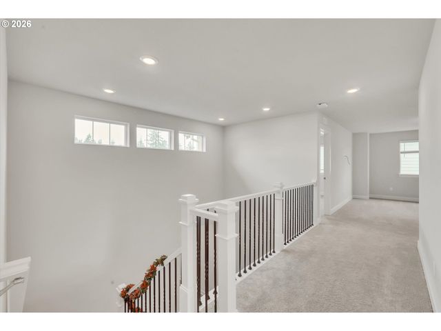 5064 Se 82ND Ave, Hillsboro, OR 97123