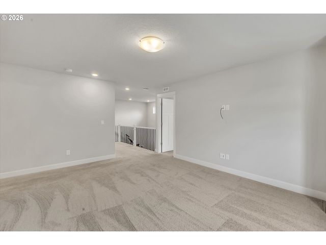 5064 Se 82ND Ave, Hillsboro, OR 97123