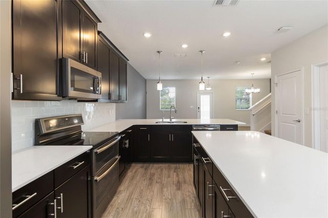 11633 FICTION AVENUE, Orlando, FL 32832