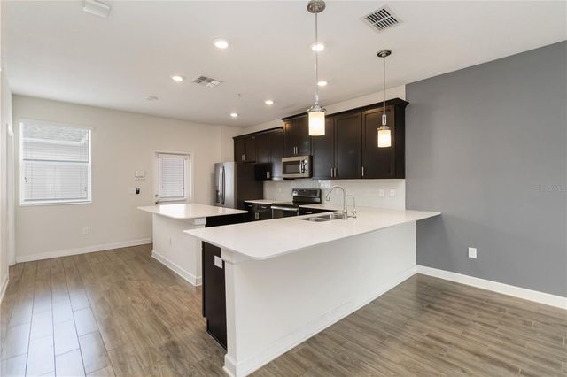 11633 FICTION AVENUE, Orlando, FL 32832