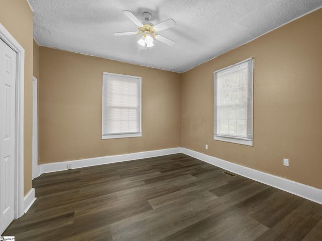 8149 Hill Street, Boiling Springs, SC 29316