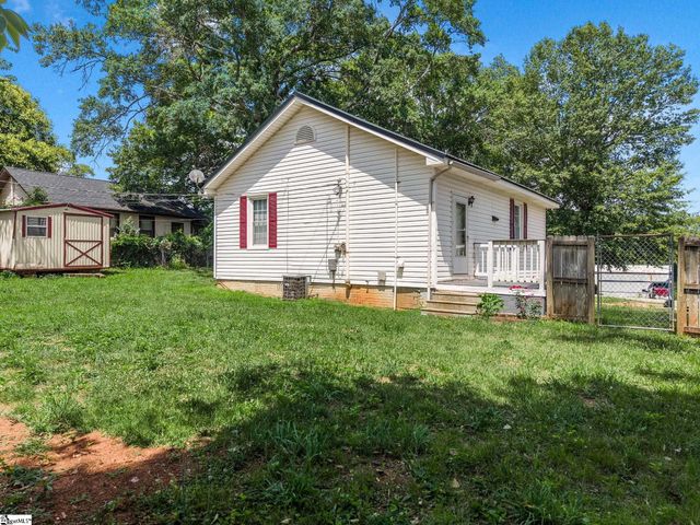 8149 Hill Street, Boiling Springs, SC 29316