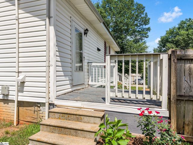 8149 Hill Street, Boiling Springs, SC 29316