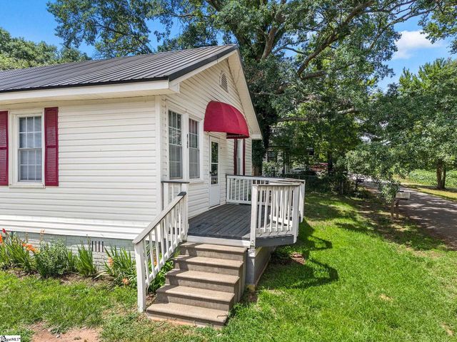 8149 Hill Street, Boiling Springs, SC 29316
