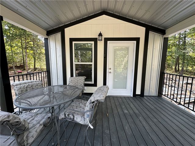 300 MC 6070, Flippin, AR 72634