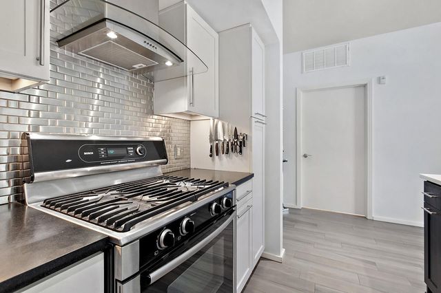 1600 Barton Springs RD 5110, Austin, TX 78704