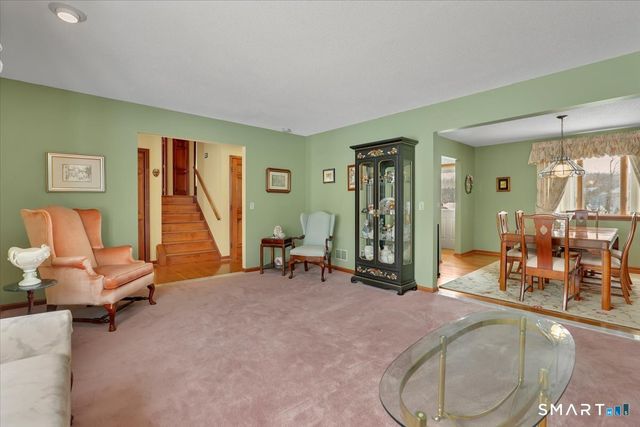 110 Heritage Drive, Waterbury, CT 06708