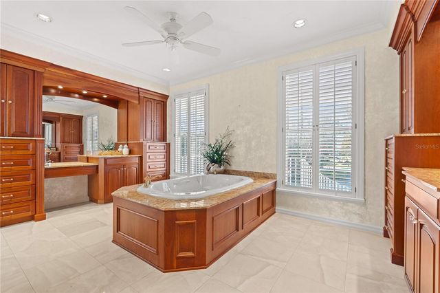 41 TIDY ISLAND BOULEVARD, Bradenton, FL 34210