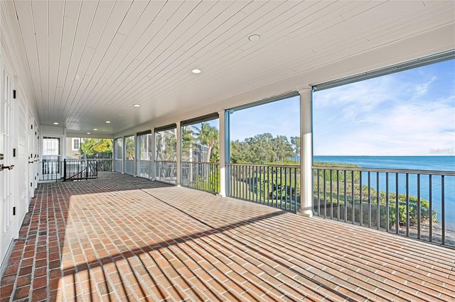 41 TIDY ISLAND BOULEVARD, Bradenton, FL 34210