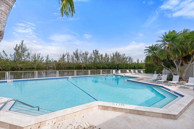 41 TIDY ISLAND BOULEVARD, Bradenton, FL 34210