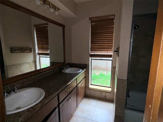 1721 N Gleason Avenue, Bethany, OK 73008