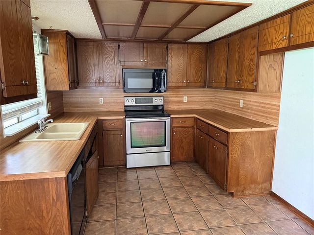 1721 N Gleason Avenue, Bethany, OK 73008
