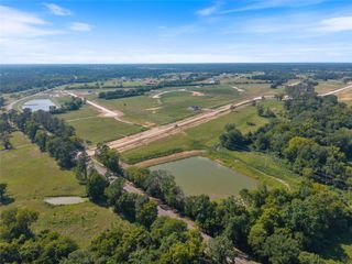 111 San Antonio Dr, New Waverly, TX 77358