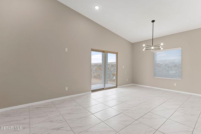 8413 PHIL PL Place, Vinton, TX 79821