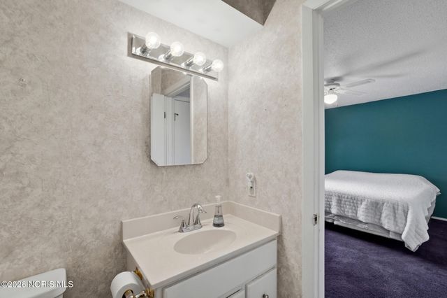 6176 Herst Road, Toledo, OH 43613