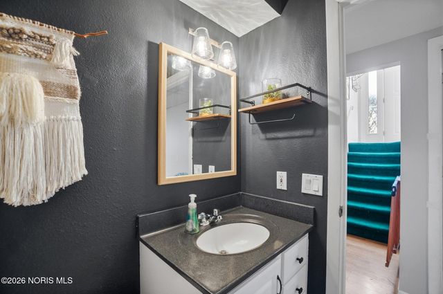 6176 Herst Road, Toledo, OH 43613