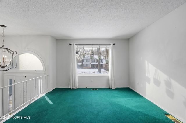 6176 Herst Road, Toledo, OH 43613