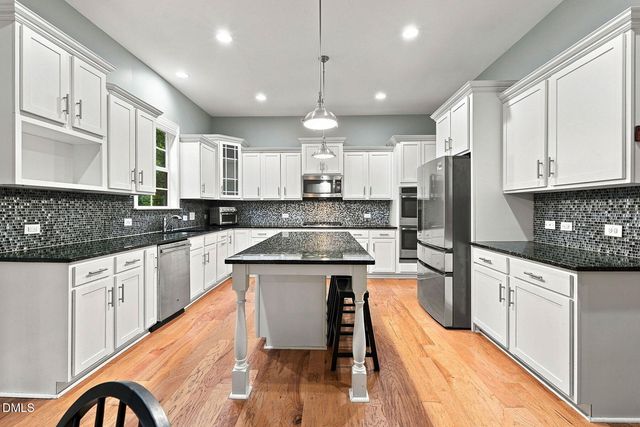 8013 Lakeshore Drive, Garner, NC 27529