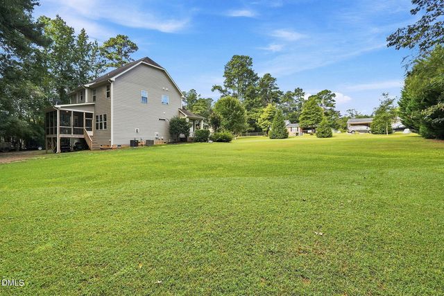 8013 Lakeshore Drive, Garner, NC 27529