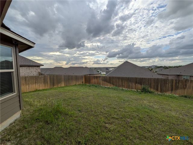 2402 Freddie L. Nichols Sr. Drive, Harker Heights, TX 76548