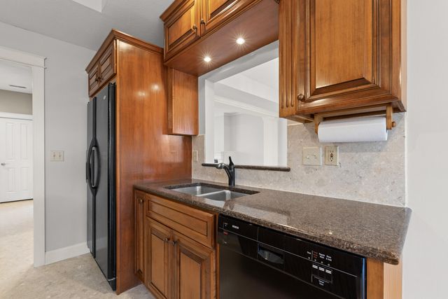 1208 TARTAN PL, Columbia, MO 65203