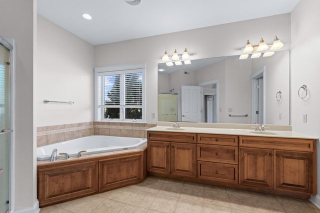 1208 TARTAN PL, Columbia, MO 65203