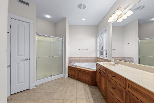 1208 TARTAN PL, Columbia, MO 65203