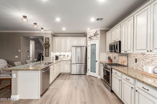 1179 E REGENT Drive, Gilbert, AZ 85298