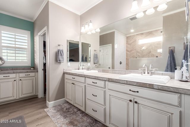 1179 E REGENT Drive, Gilbert, AZ 85298