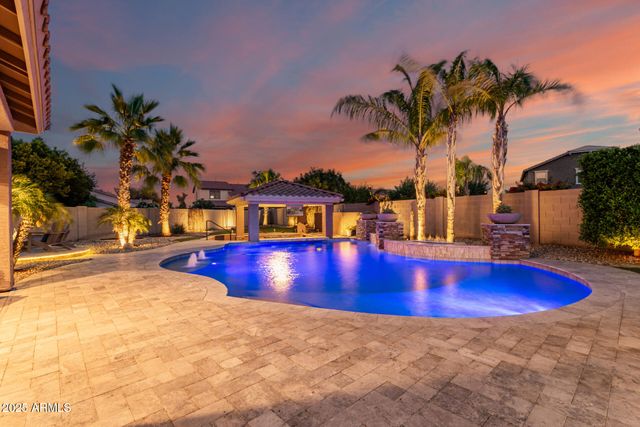 1179 E REGENT Drive, Gilbert, AZ 85298