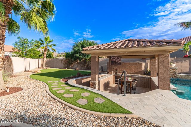 1179 E REGENT Drive, Gilbert, AZ 85298