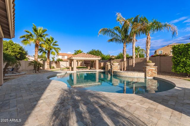 1179 E REGENT Drive, Gilbert, AZ 85298