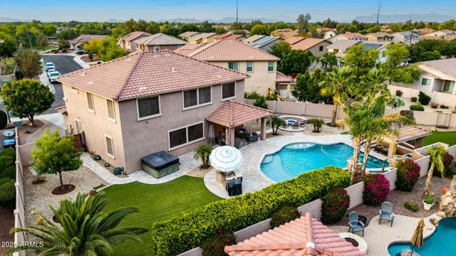 1179 E REGENT Drive, Gilbert, AZ 85298