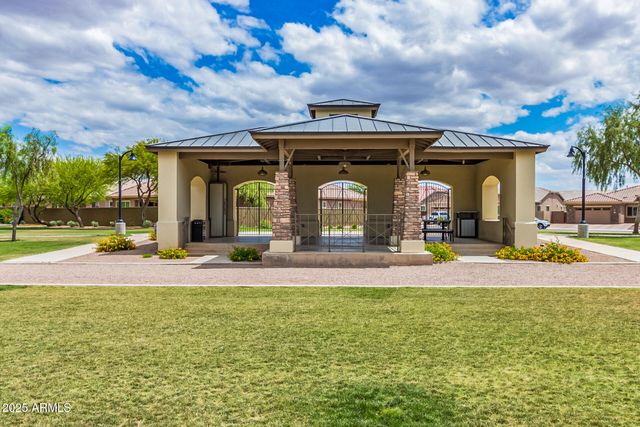 1179 E REGENT Drive, Gilbert, AZ 85298