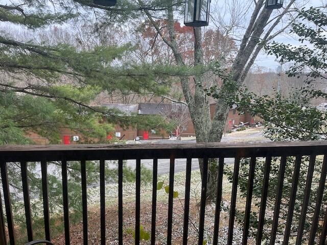 145 State Park Road S4, Jamestown, KY 42629