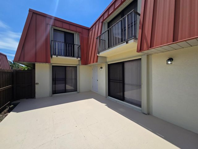 3232 MERIDIAN Way N B, Palm Beach Gardens, FL 33410