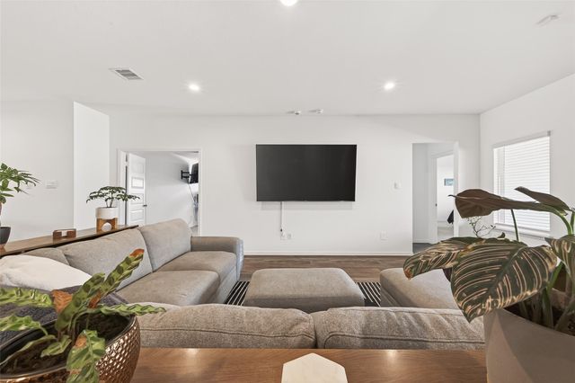 7319 Canyon Stream Street, Richmond, TX 77469